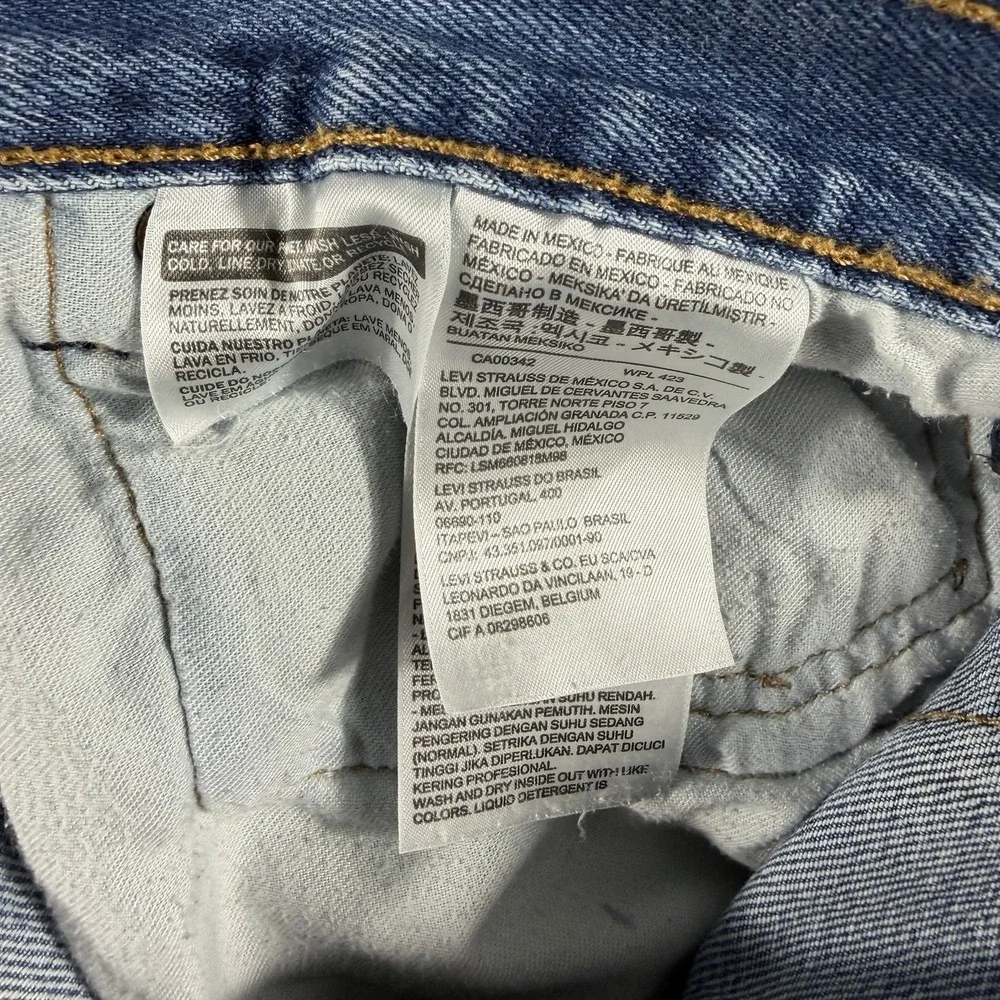 Levi's 501 Jeans 38x32 Medium Wash Straight Leg Button Fly Men's Denim Pants